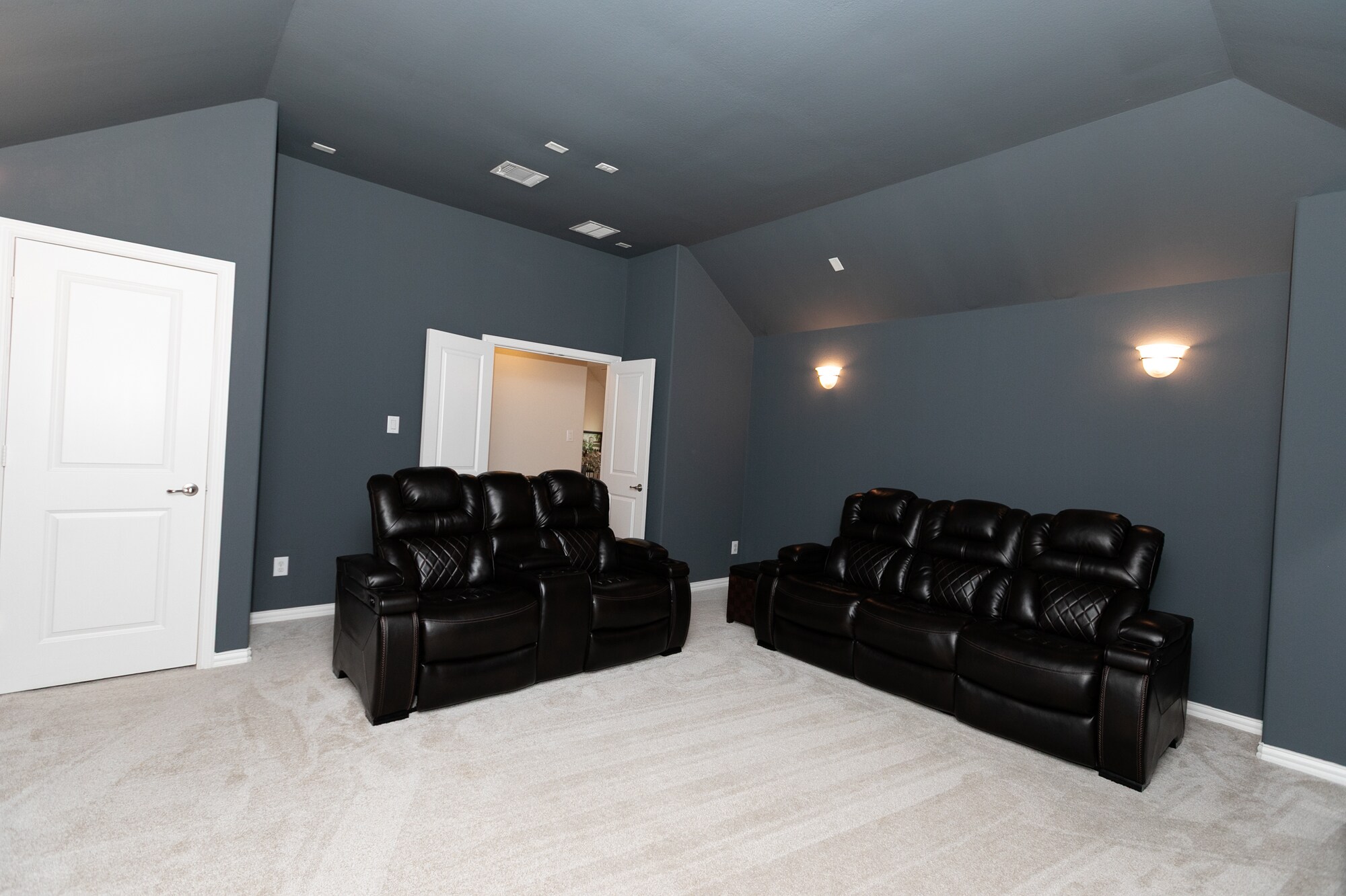 Building Photo - 4637 Seabiscuit St