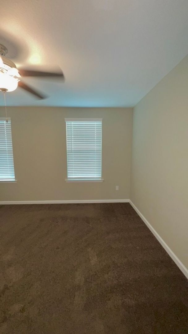 Building Photo - AVAILABLE NOW! 3/3 Condo convenient to FSU...