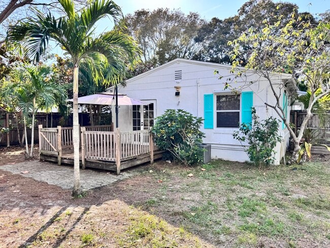 Building Photo - 3012 Glenwood Rd