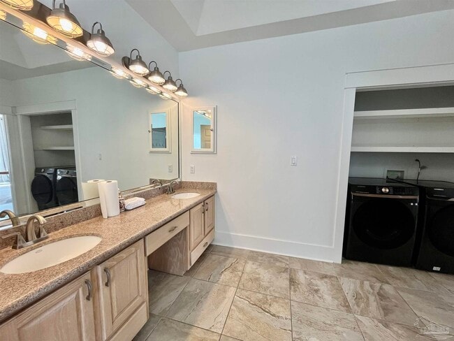 Building Photo - 20 Seashore Dr