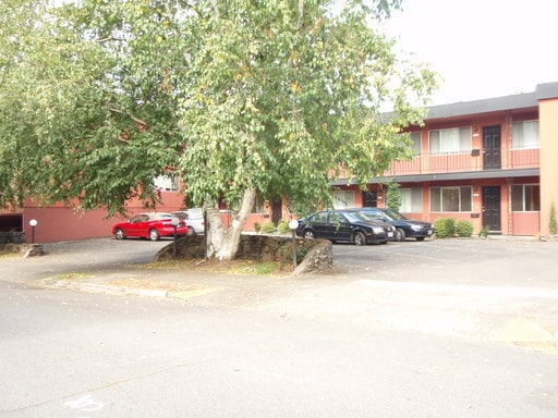 Building Photo - 2127 NE Halsey St
