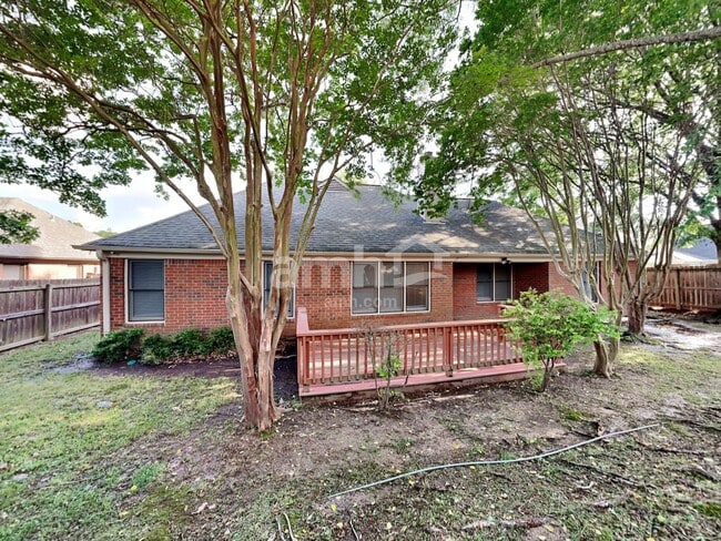 Building Photo - 7608 Dexter Park Dr