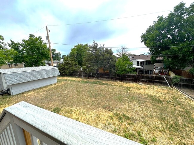 Building Photo - 431 S Victor Way