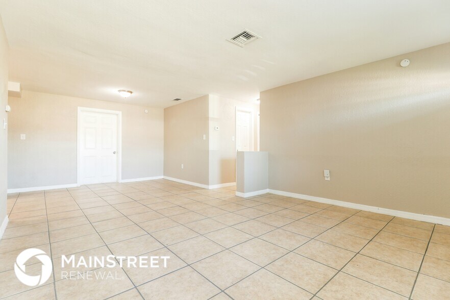 Building Photo - 1103 Chelsea Ln