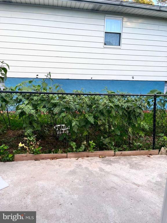 Building Photo - 5949 Baltimore St