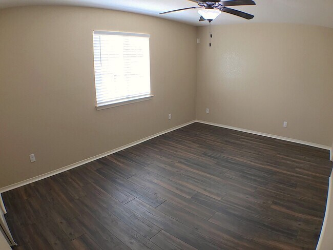 Building Photo - Northeast El Paso 4 Bed Refrig A/C