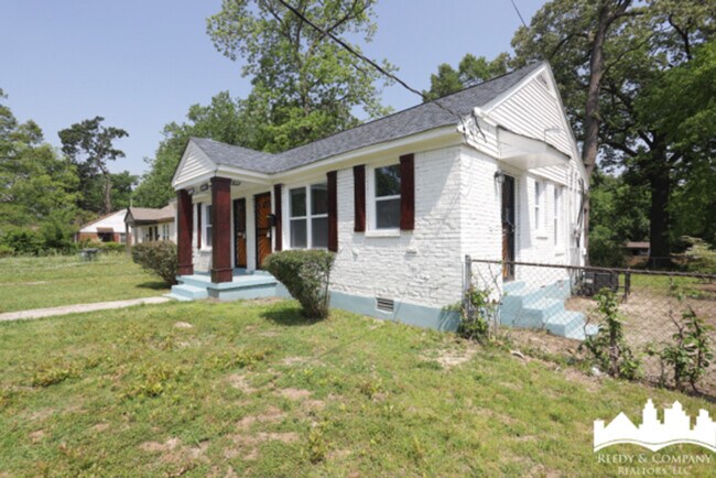 Building Photo - 1082 Palmetto Ave