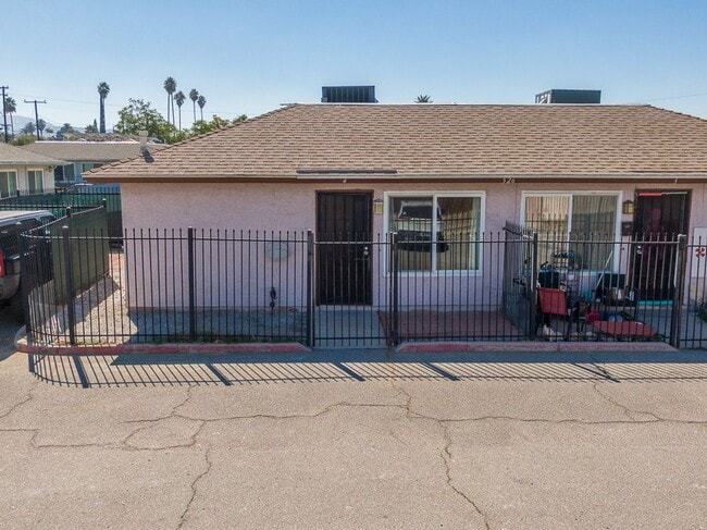 Primary Photo - 2 BR 1 BA in Hemet. Unit in a single story...