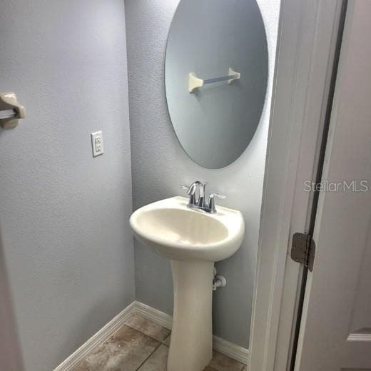 Building Photo - 8502 Zapota Way