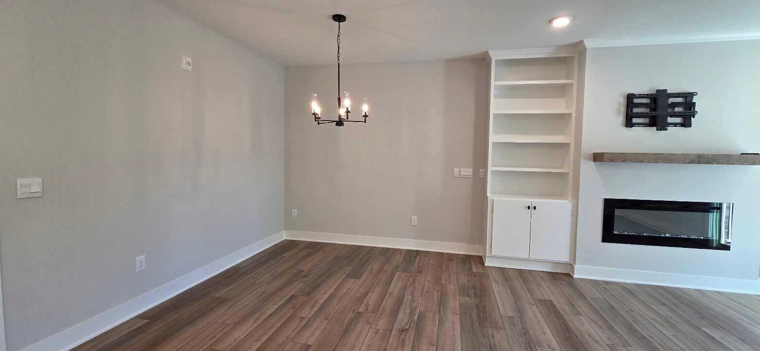 Building Photo - 11549 Helmond Way