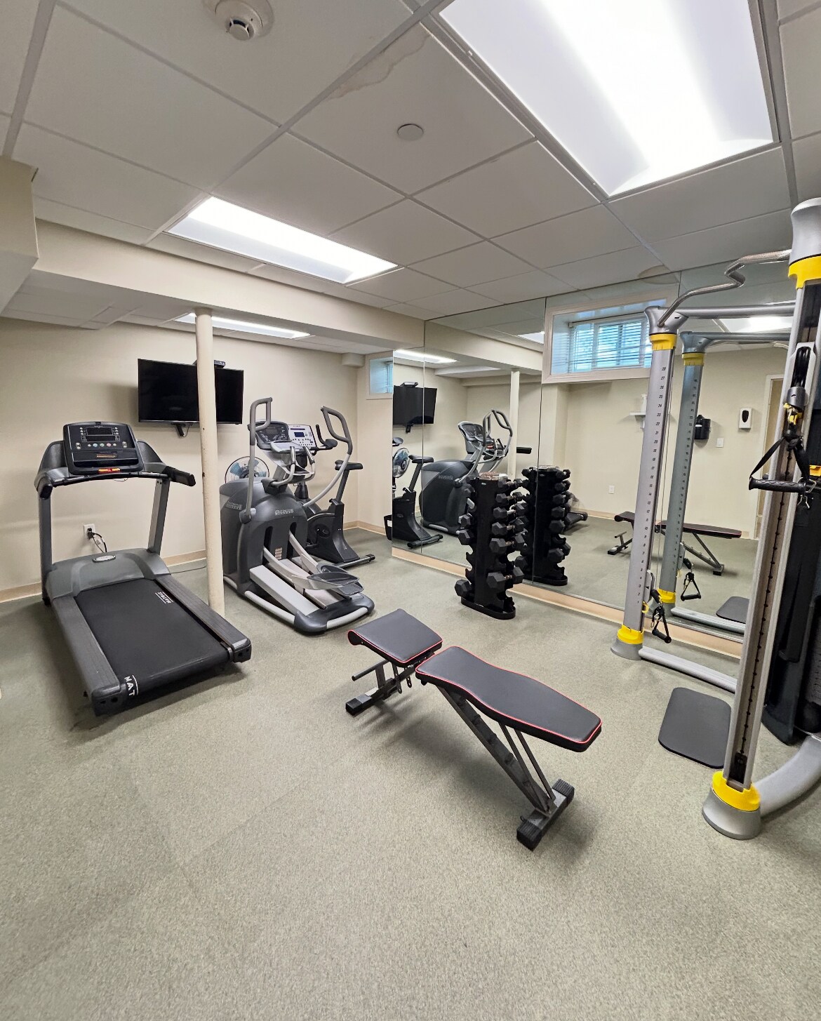 Building Photo - 1 Langdon Sq