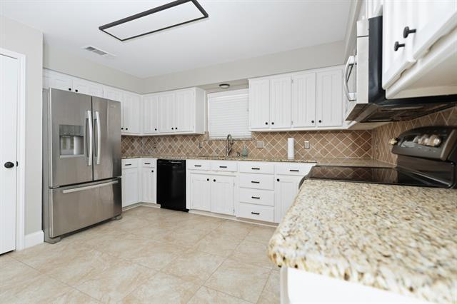 Building Photo - 7205 Windcrest Ct E