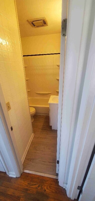 Building Photo - 202 E Washington St