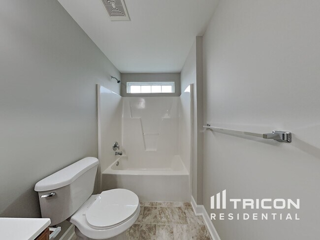 Building Photo - 7337 Ethans Way