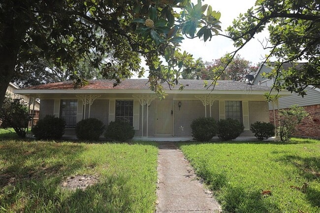 Primary Photo - 11735 N Willowdale Cir