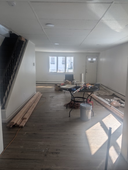 Building Photo - 510 Schultz Ct