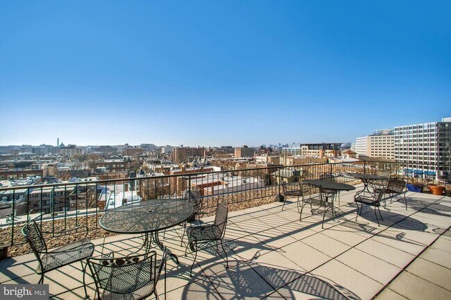 Roof Deck - 1825 T St NW