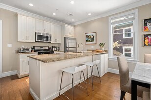 Building Photo - 20 Englewood Ave