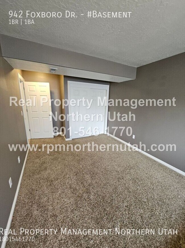 Building Photo - 942 Foxboro Dr