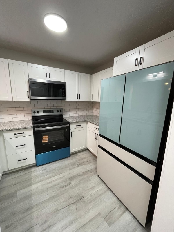 Building Photo - 1248 N Forest Dr