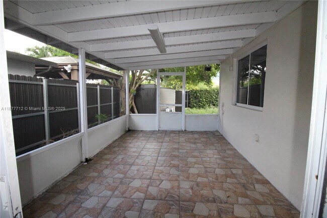 Building Photo - 3355 W 68th St