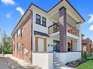 Building Photo - 2641 Monterey St