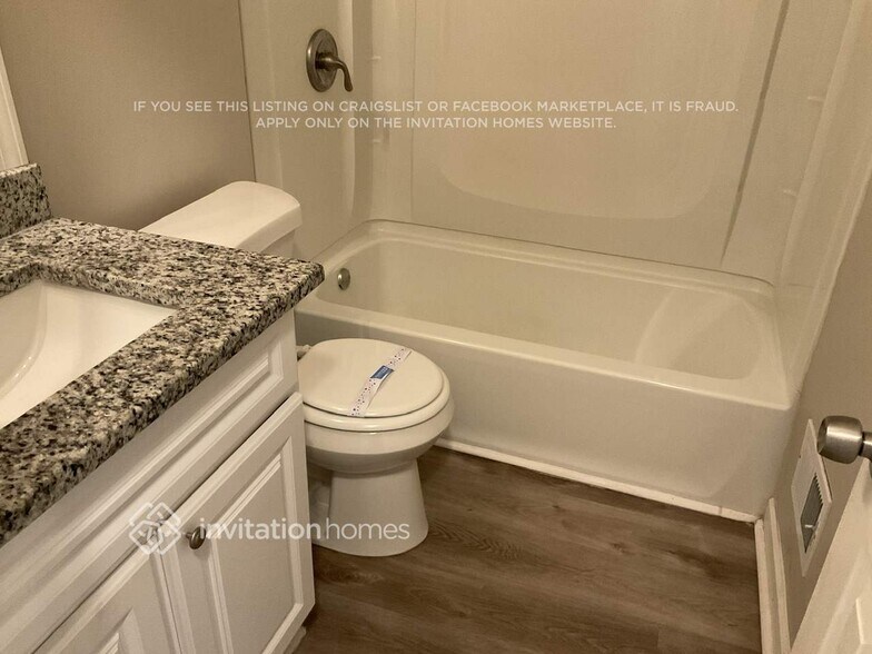 Building Photo - 1150 Carlo Terrace SW