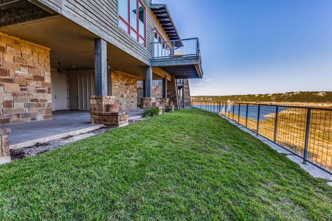Building Photo - 2217 Seabiscuit Cv