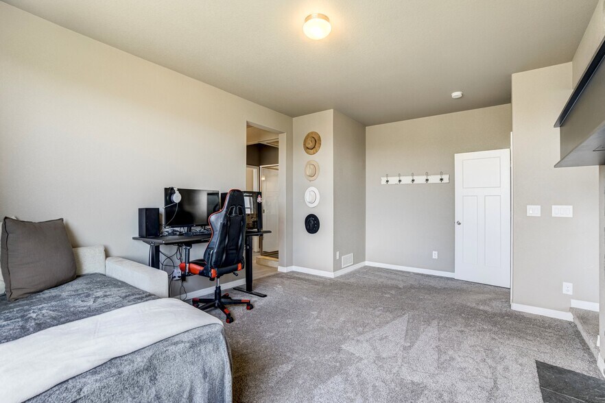 Building Photo - 7664 Alpine Daisy Dr