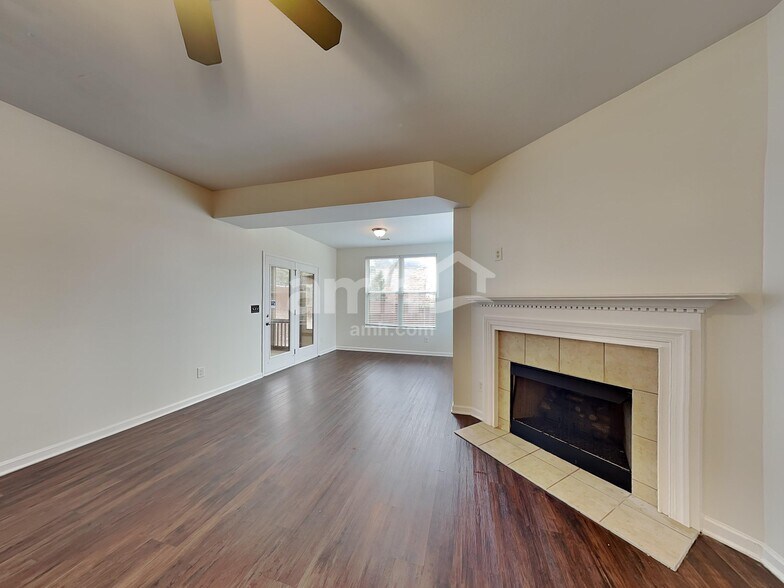 Building Photo - 4123 Oakstone Dr