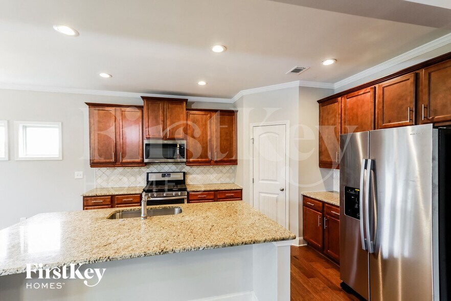 Building Photo - 4524 Wilshire Ct