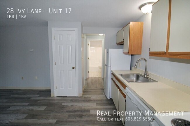 Building Photo - 28 Ivy Ln