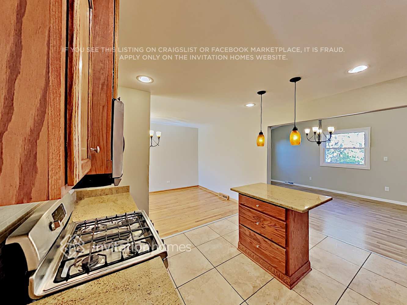 Building Photo - 13601 Cherry Ln
