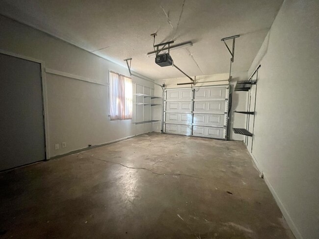 Building Photo - 4959 Forest Ridge Dr