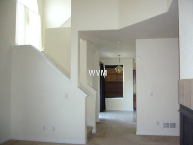 Building Photo - Central Park Townhomes near Iliff and Buckley