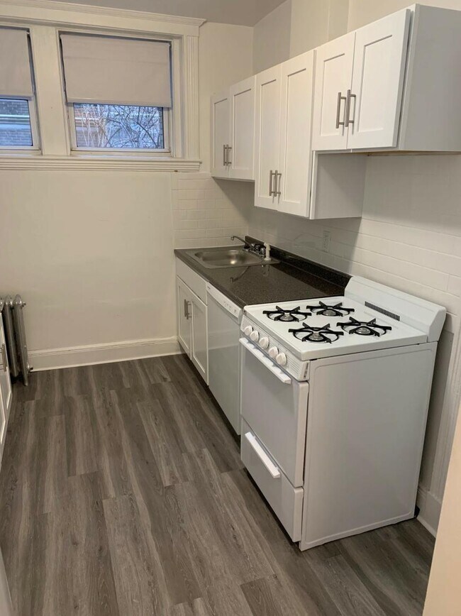 Building Photo - 1 bedroom in Boston MA 02135