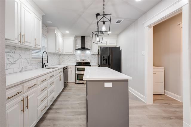 Building Photo - 227 Carolyn Dr