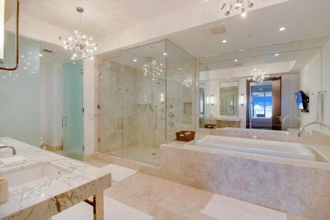 Building Photo - 9703 Collins Ave