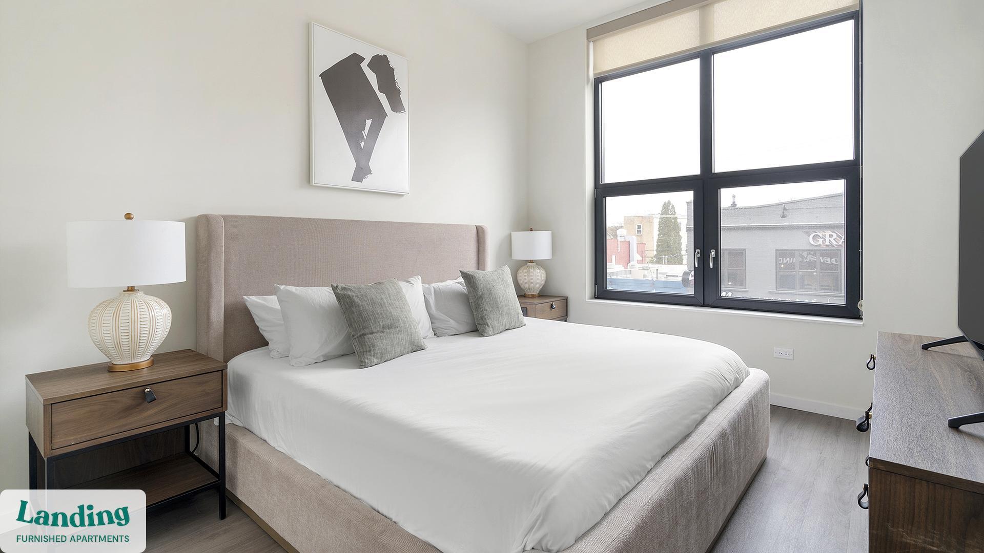 Building Photo - 2480-2522-2522 N Milwaukee Ave