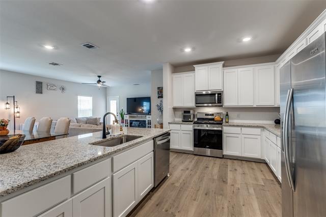 Building Photo - 1217 Bullock Dr