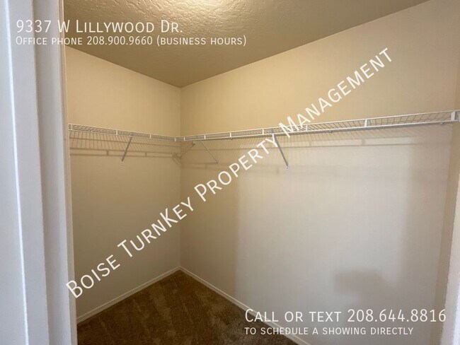 Building Photo - 9337 W Lillywood Dr