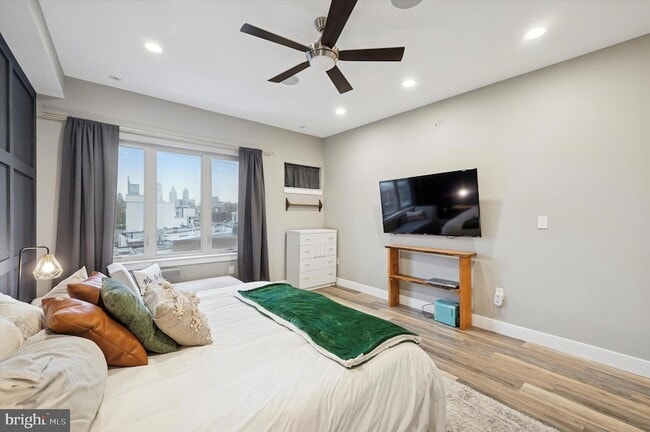 Building Photo - 1942 Tasker St