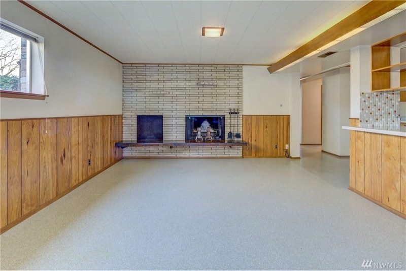 Building Photo - 1811 N 147th St