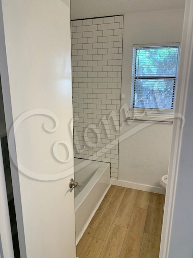 Building Photo - 709 Beaver Trail