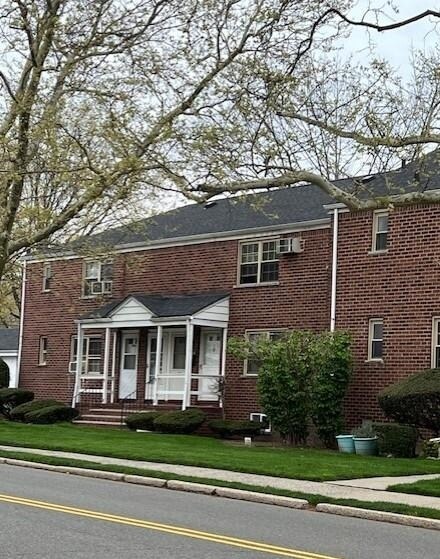 Primary Photo - 1254 Inwood Terrace