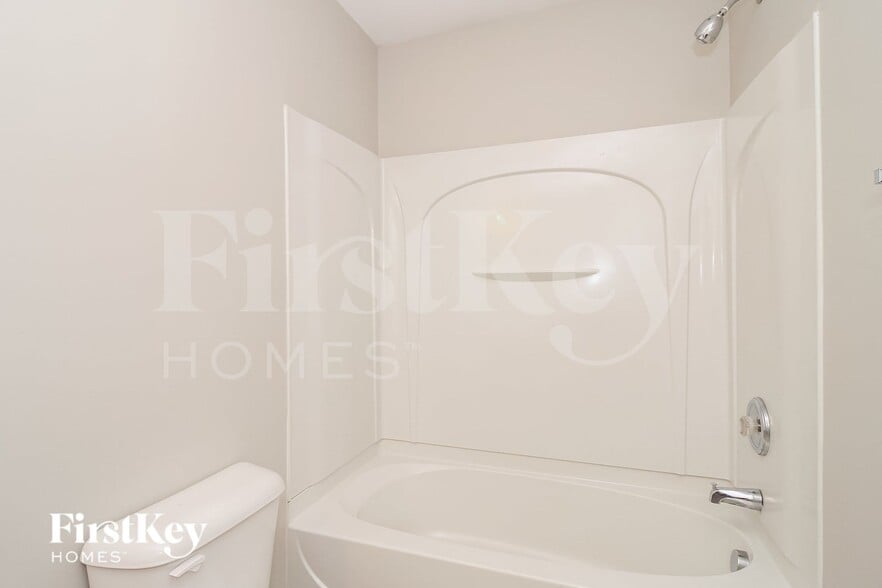 Building Photo - 5367 Liberty Hall Cir