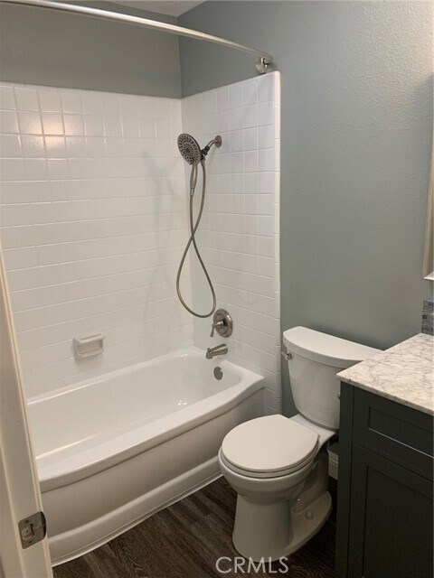 Building Photo - 4008 E Fernwood Ave