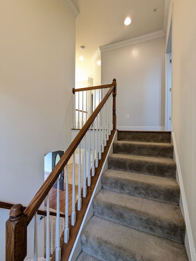 Building Photo - STUNNING Single Family Home in Brunswick C...