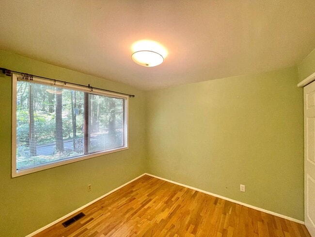 Building Photo - Great House for Rent