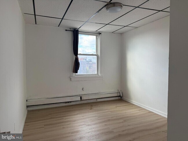 Building Photo - 1247 Shackamaxon St